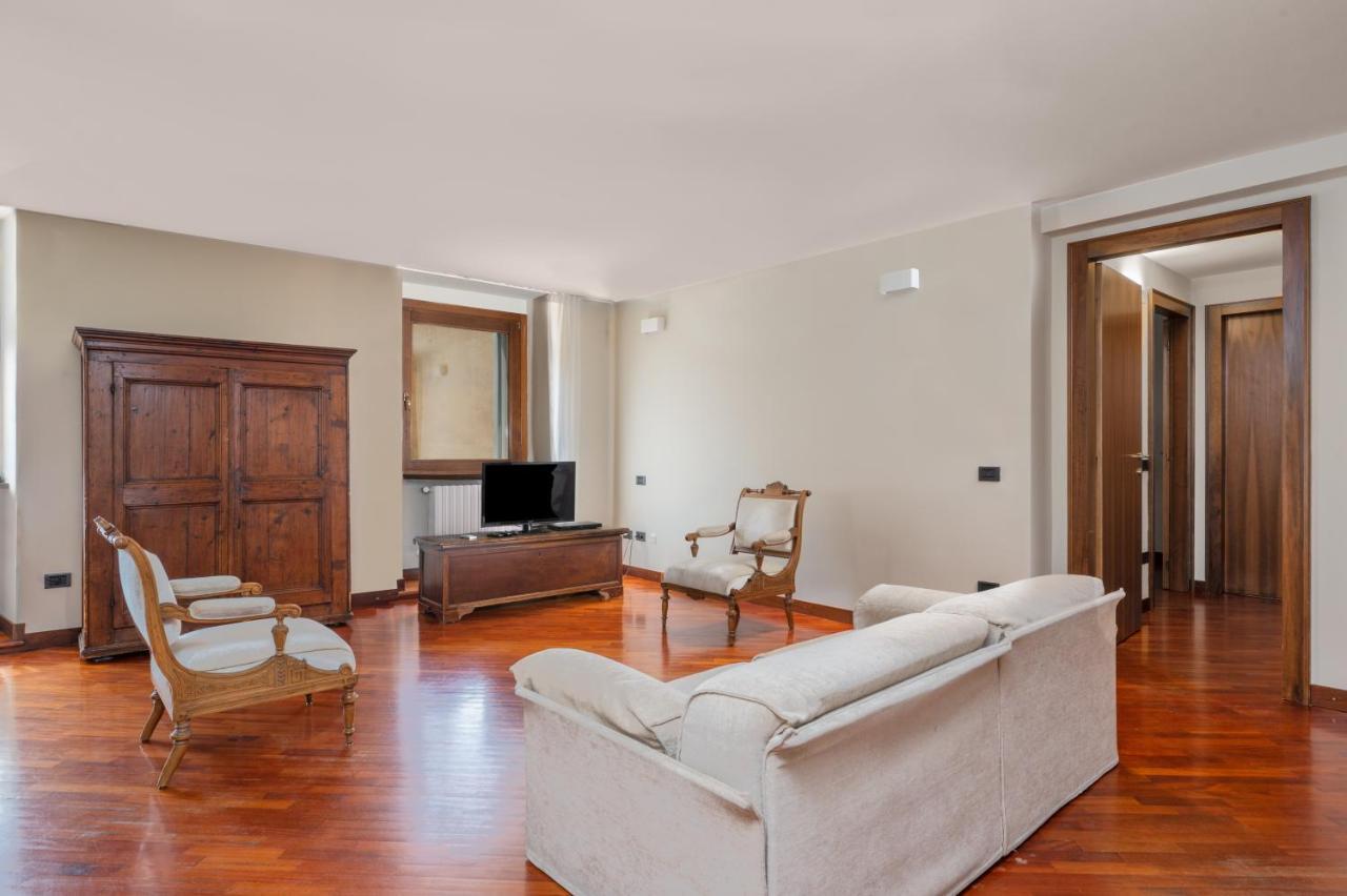 Cozy 2 Bedroom In The Heart Of Verona Exterior photo