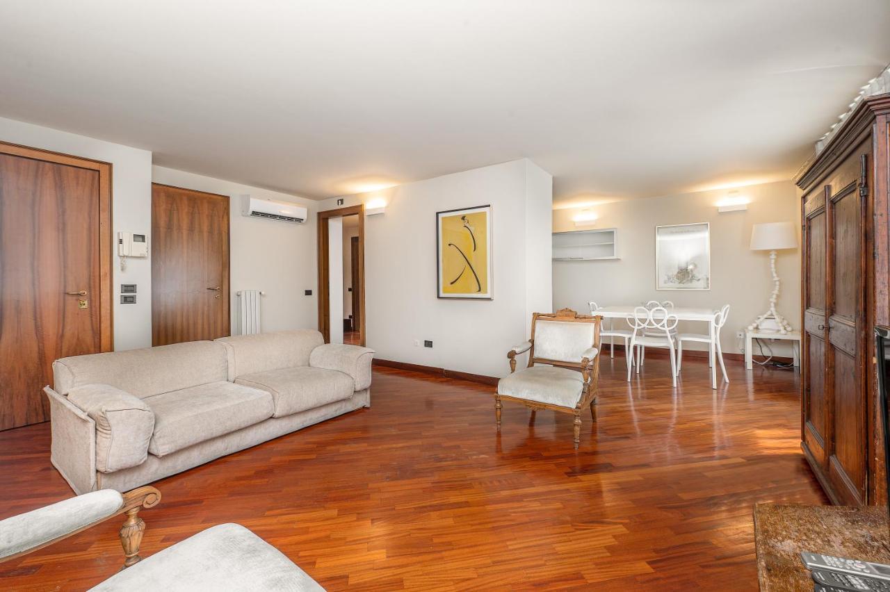 Cozy 2 Bedroom In The Heart Of Verona Exterior photo