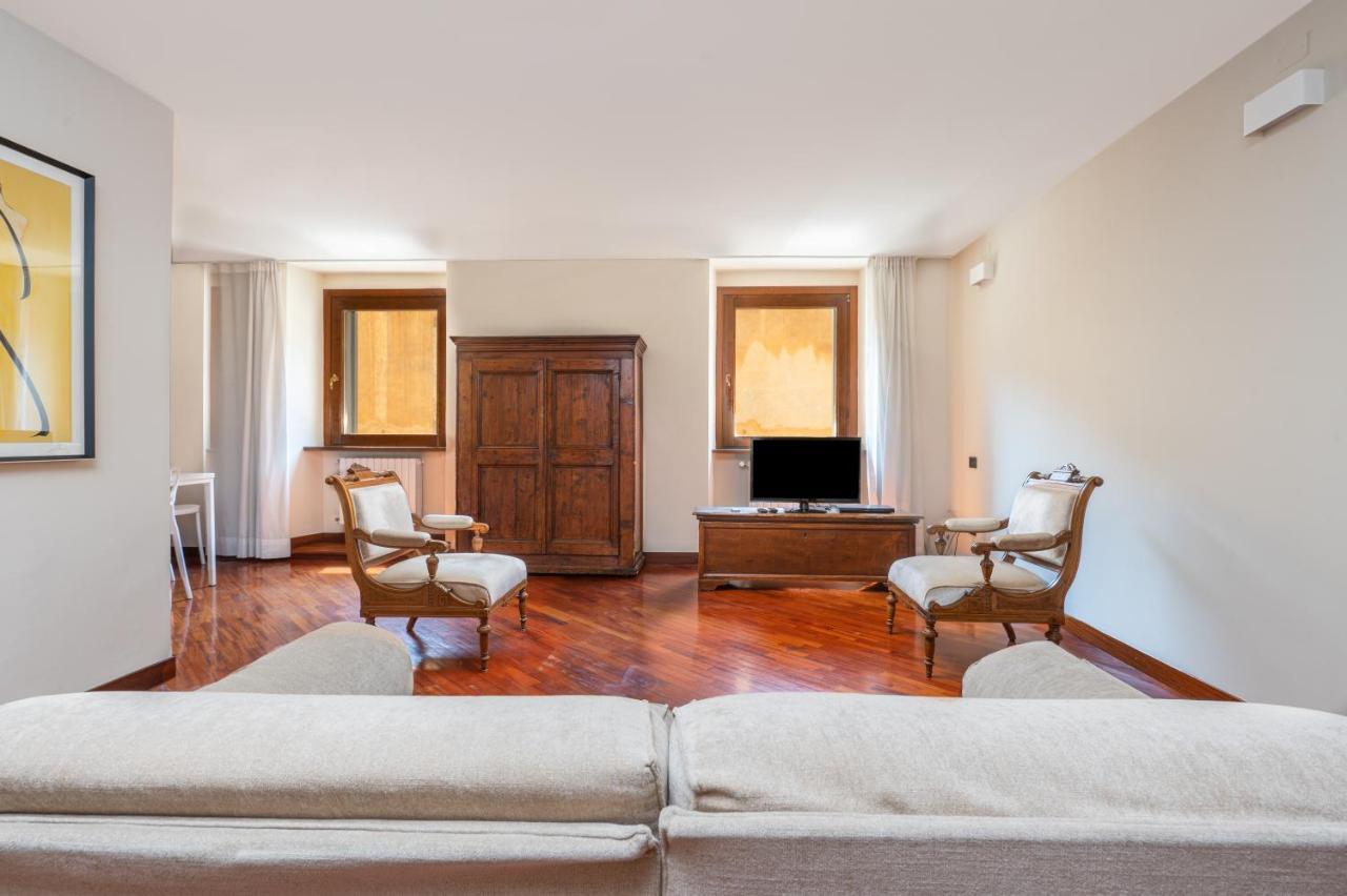 Cozy 2 Bedroom In The Heart Of Verona Exterior photo